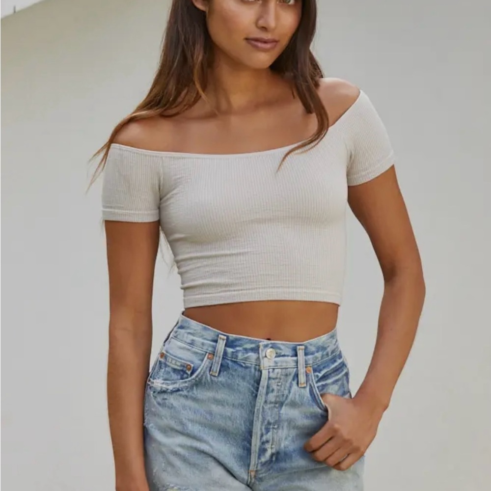 By Together off shoulder crop top - Picture 2 of 3